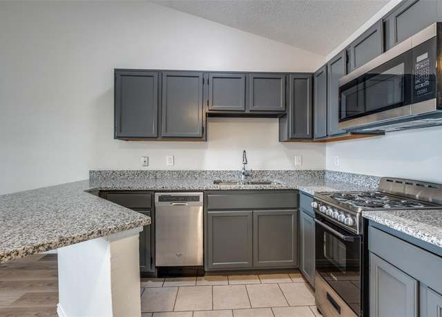 Property at 6108 Abrams Rd #424, Dallas, TX 75231, 1 bed, 1 bath