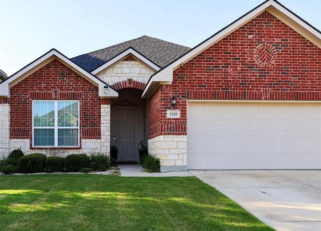 Property at 2229 Loreto Dr, Fort Worth, TX 76177, 3 beds, 2 baths