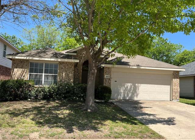 Property at 4413 Grassy Glen Dr, Fort Worth, TX 76244, 3 beds, 2 baths