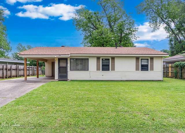 Property at 4211 Van Deeman St, Bossier City, LA 71112, 3 beds, 1 bath
