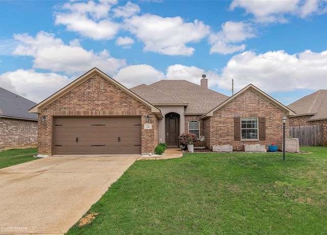 Property at 348 North Hampton St, Haughton, LA 71037, 4 beds, 2 baths