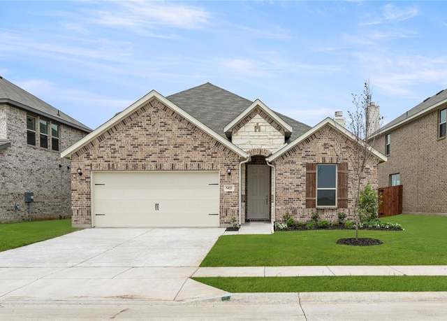 Property at 5422 Neyland Dr, Royse City, TX 75189, 3 beds, 2.5 baths