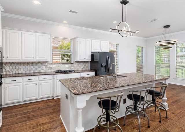 Property at 963 White River Dr, Allen, TX 75013, 5 beds, 4 baths