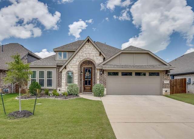 Property at 8228 Manx Pt, Godley, TX 76044, 4 beds, 3 baths