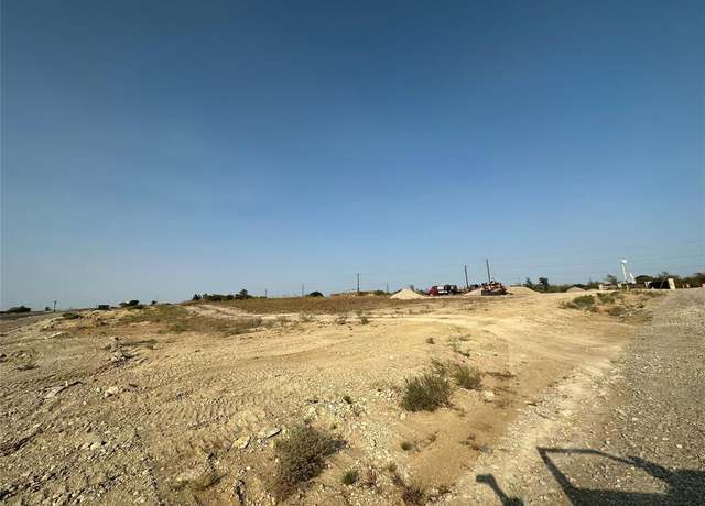 Property at 200 Slimp Blf, Azle, TX 76020