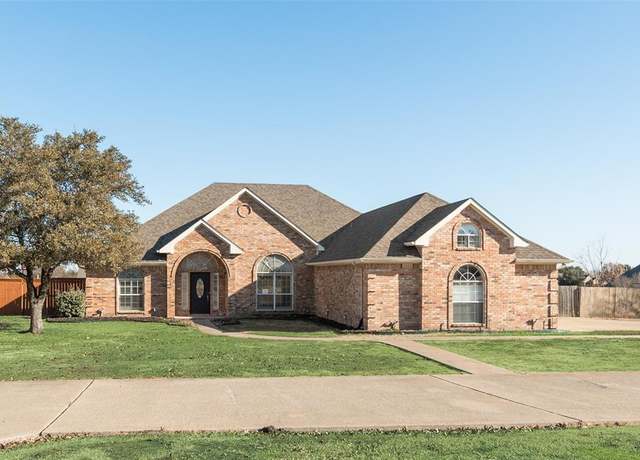Property at 1225 E Remington Park Dr, Talty, TX 75160, 4 beds, 2 baths
