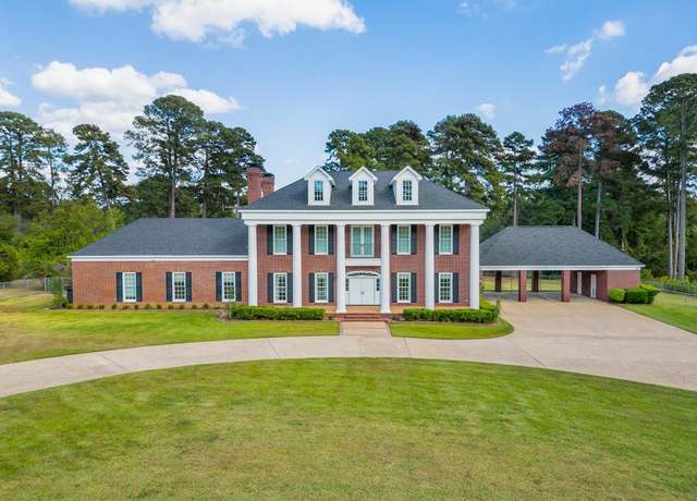 Property at 216 Pitts Ave, Marshall, TX 75672, 4 beds, 5.5 baths