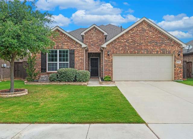 Property at 2812 Lamont Ct, Mansfield, TX 76084, 4 beds, 3 baths
