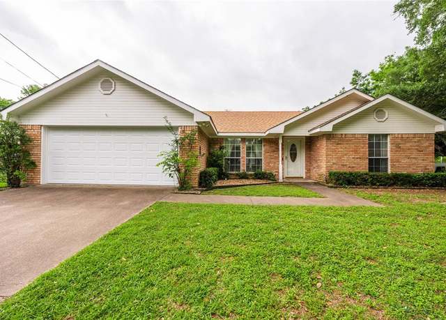 Property at 515 S Pearl St, Kemp, TX 75143, 3 beds, 2 baths