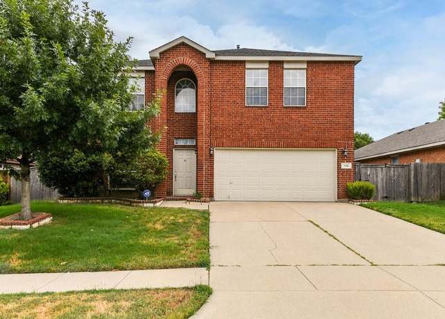 Property at 918 Telluride Dr, Arlington, TX 76001, 3 beds, 2.5 baths