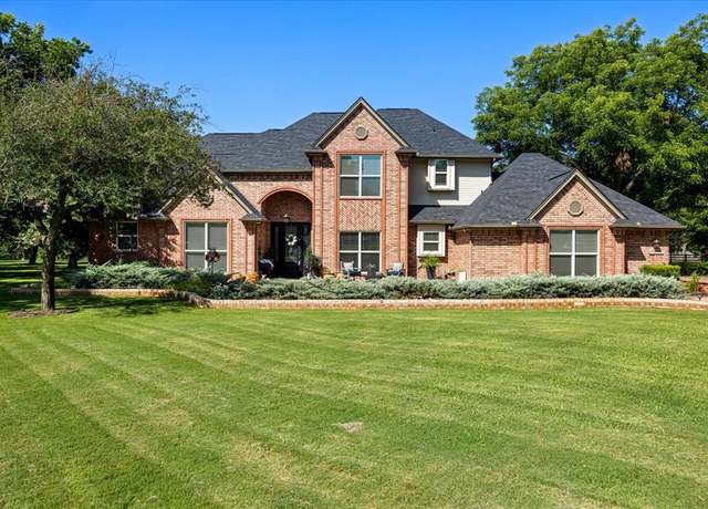 Property at 10020 Flight Plan Dr, Granbury, TX 76049, 4 beds, 5.5 baths