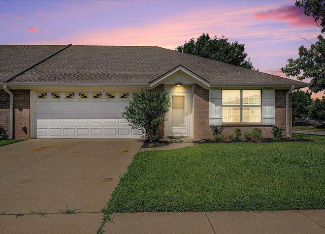Property at 1000 Teresa Ct, Granbury, TX 76048, 2 beds, 2 baths