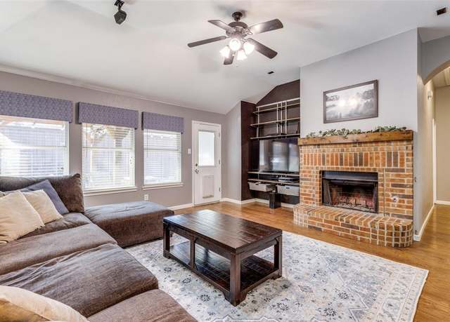 Property at 5973 Dustin Trl, Frisco, TX 75034, 3 beds, 2 baths