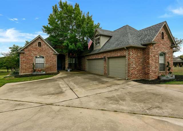 Property at 143 Sugartree Cir, Lipan, TX 76462, 4 beds, 3 baths