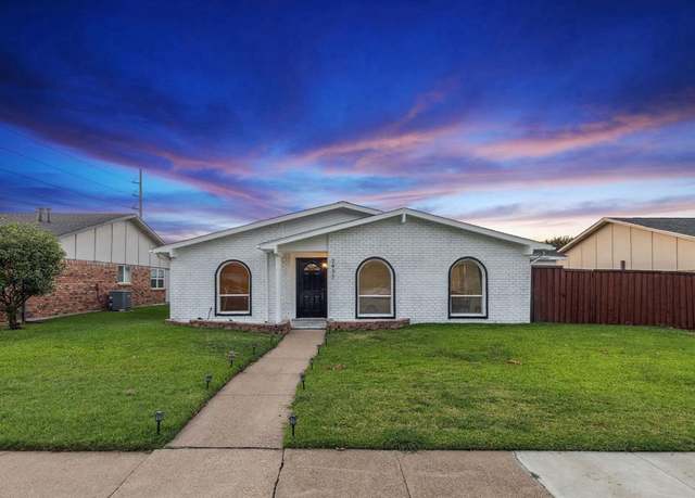 Property at 2937 Red Gum Rd, Garland, TX 75044, 3 beds, 2 baths