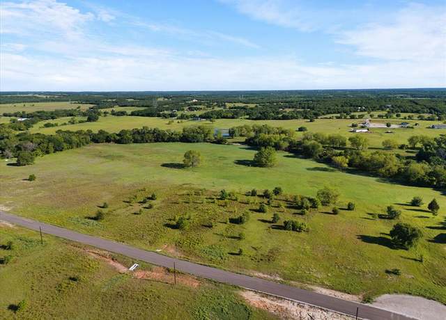 Property at 256 Rolling Hills Blvd, Alvord, TX 76225