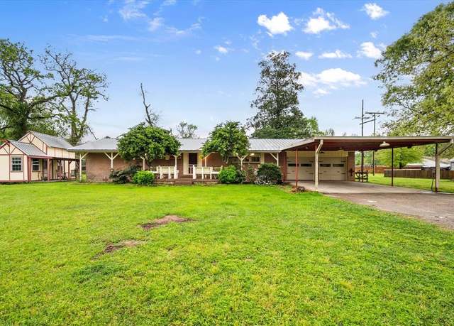 Property at 14036 Old Texaco Rd, Conroe, TX 77302, 6 beds, 5 baths