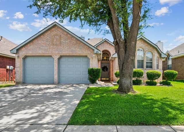 Property at 2216 Starleaf Pl, Flower Mound, TX 75022, 3 beds, 2 baths
