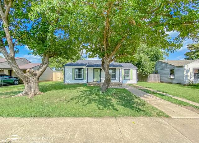 Property at 2310 Palm St, Abilene, TX 79602, 2 beds, 1 bath