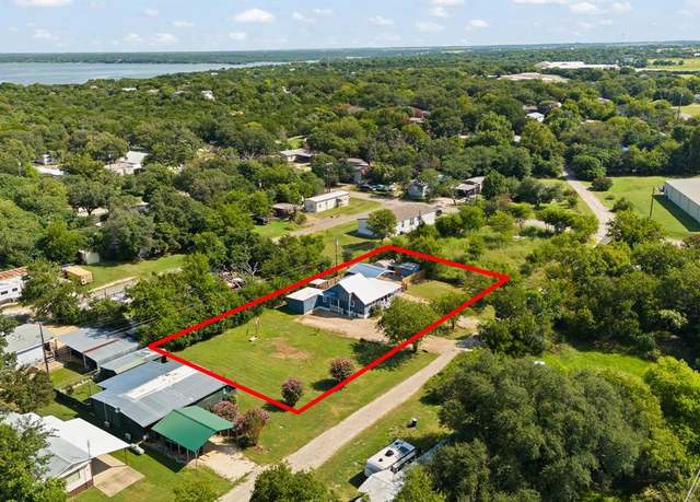 Property at 181 Bob White Dr, Whitney, TX 76692, 2 beds, 2 baths