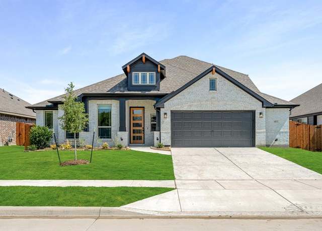 Property at 401 Chestnut Ln, Glenn Heights, TX 75154, 3 beds, 3 baths