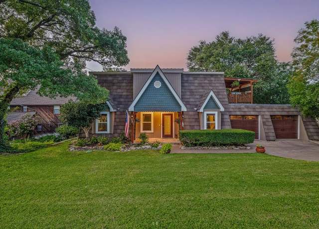 Property at 2412 Cedar Crest Dr, Granbury, TX 76048, 3 beds, 2.5 baths