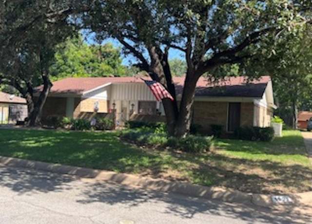 Property at 4905 Granite Shoals Ave, Fort Worth, TX 76103, 3 beds, 2 baths