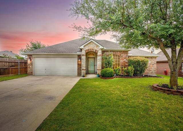 Property at 1120 Linden Dr, Burleson, TX 76028, 4 beds, 2 baths