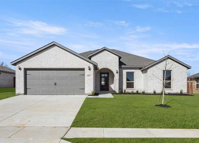Property at 433 Falcon, Azle, TX 76020, 3 beds, 2 baths