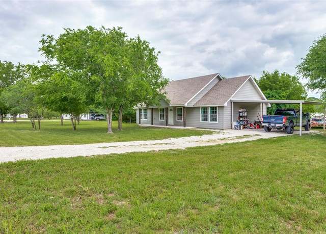 Property at 140 Tnt Ct, Springtown, TX 76082, 3 beds, 2 baths