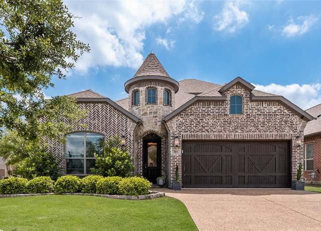 Property at 585 Bordeaux Dr, Rockwall, TX 75087, 3 beds, 2 baths