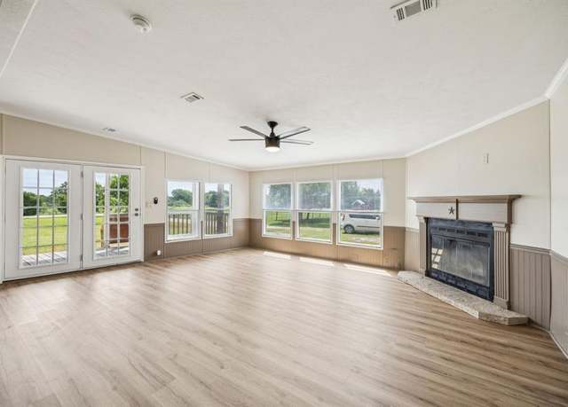 Property at 8868 County Road 2472, Royse City, TX 75189, 3 beds, 2 baths