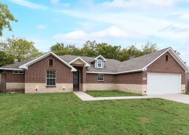 Property at 1708 Wright St, Greenville, TX 75401, 3 beds, 2 baths
