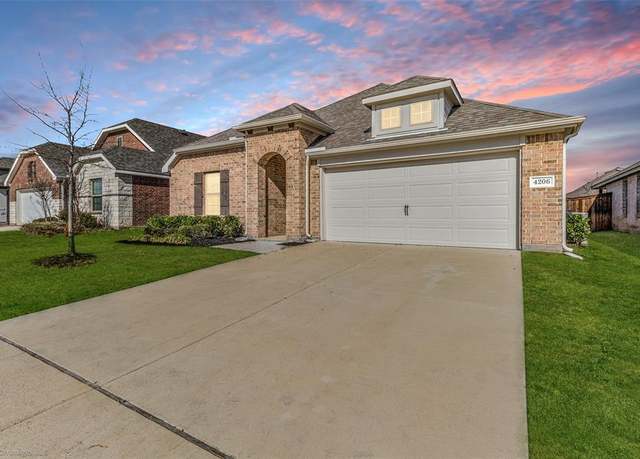 Property at 4206 Bullock Ln, Forney, TX 75126, 3 beds, 2 baths