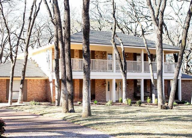 Property at 2108 Cross Creek Ct, Arlington, TX 76017, 4 beds, 3.5 baths