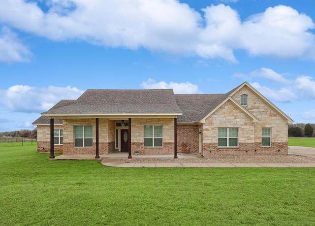 Property at 109 Cruise Town Dr, Boyd, TX 76082, 3 beds, 3 baths