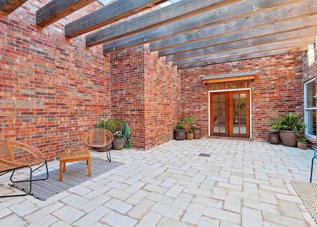Property at 700 Elmwood, Flower Mound, TX 75022, 2 beds, 3 baths