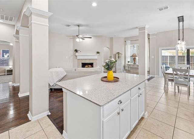 Property at 1400 Kittyhawk Dr, Little Elm, TX 75068, 3 beds, 2 baths