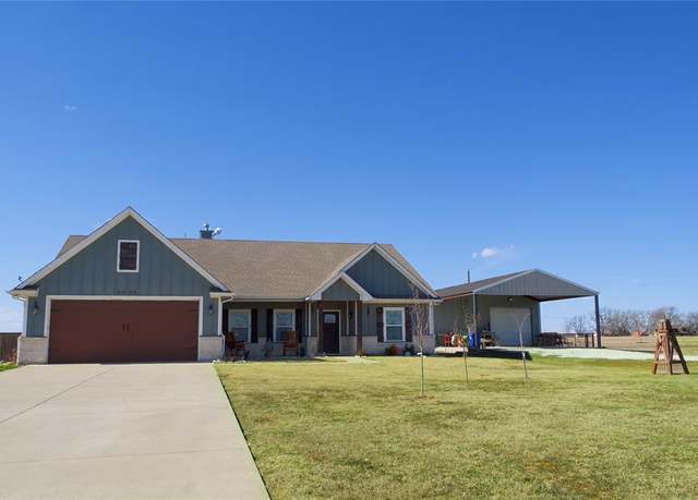 Property at 4985 Old Town Rd, Whitesboro, TX 76273, 4 beds, 2 baths