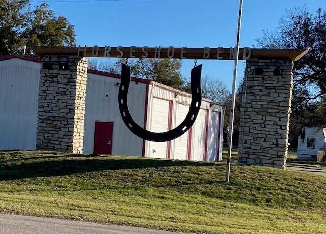Property at 233 Seminole Trl, Weatherford, TX 76087