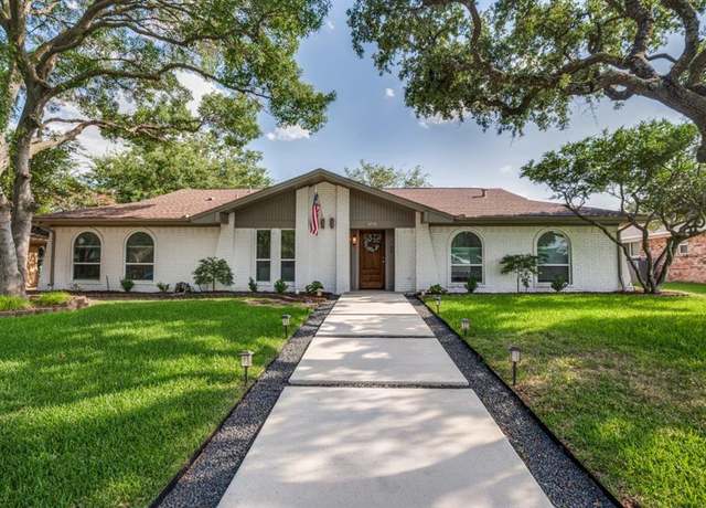 Property at 3012 Creekbend Dr, Plano, TX 75075, 4 beds, 2.5 baths