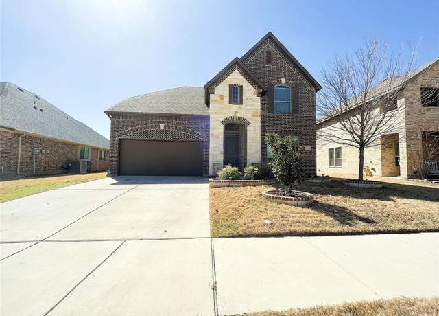 Property at 11809 Dixon Dr, Fort Worth, TX 76108, 4 beds, 3.5 baths