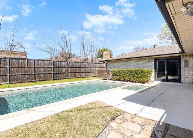 Property at 9911 Dale Crest Dr, Dallas, TX 75220, 3 beds, 2 baths