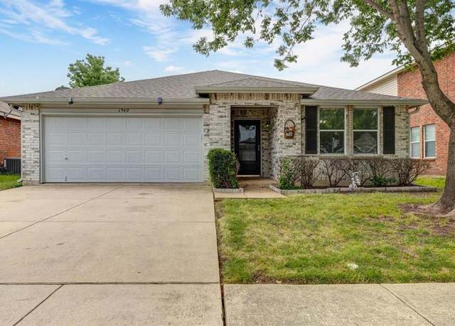 Property at 1960 Lariat Dr, Fort Worth, TX 76247, 4 beds, 2 baths