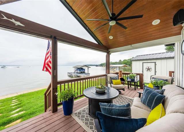 Property at 230 Harbor Dr, Gun Barrel City, TX 75156, 5 beds, 3 baths