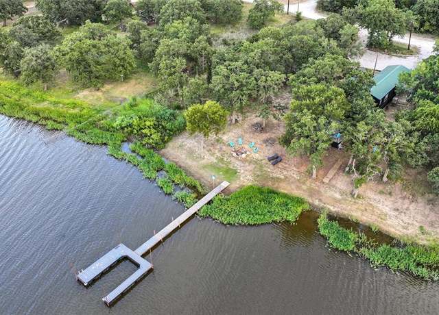 Property at 700 Frontier St, Bowie, TX 76230, 2 beds, 2 baths