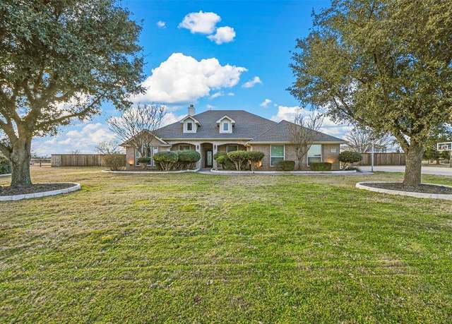 Property at 11417 Alpine Ct, Haslet, TX 76052, 3 beds, 3.5 baths