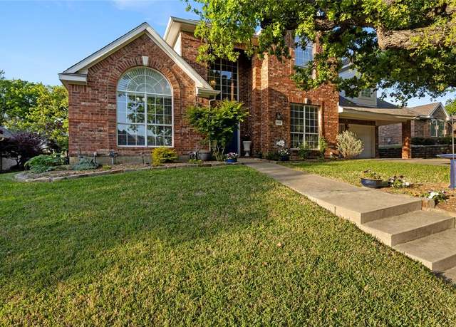 Property at 1805 Paddington Ct, Arlington, TX 76017, 5 beds, 3.5 baths