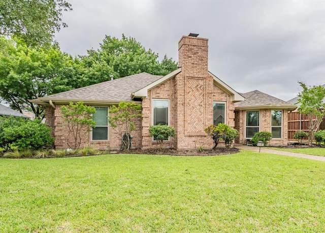 Property at 1107 Navajo Cir, Carrollton, TX 75007, 3 beds, 2 baths