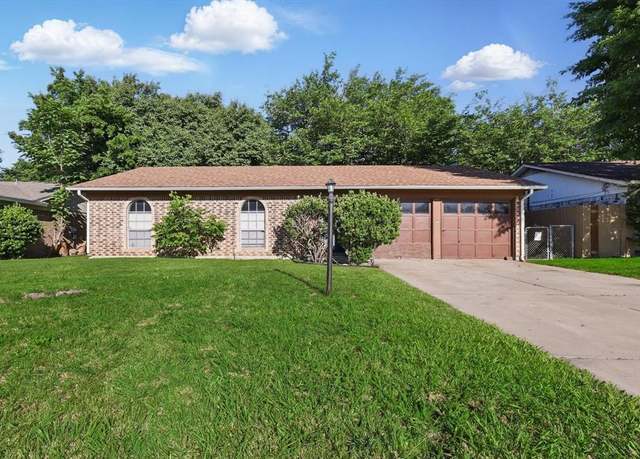 Property at 6916 Stephens Hill Rd, Forest Hill, TX 76140, 3 beds, 2 baths